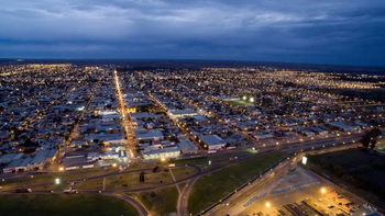 Evolución proyectada: de $210,32 a $306,86 por MWh según el pedido de EDERSA. El debate ciudadano determinará el impacto final en las boletas. | LMCipolletti.com Evolución proyectada: de $210,32 a $306,86 por MWh según el pedido de EDERSA. El debate ciudadano determinará el impacto final en las boletas.