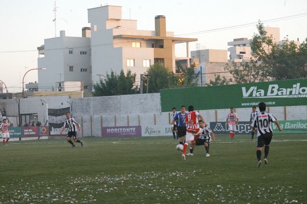 Cipo volvió a la victoria en una renovada Visera