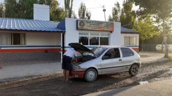 cipoleno manejaba un auto robado y lo atraparon en un control