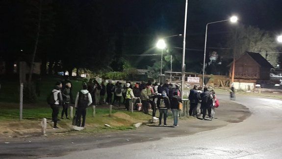 Cuánto se demora para llegar a Neuquén desde Cipolletti