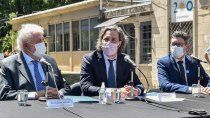 el gobierno anuncia el toque de queda en conferencia de prensa