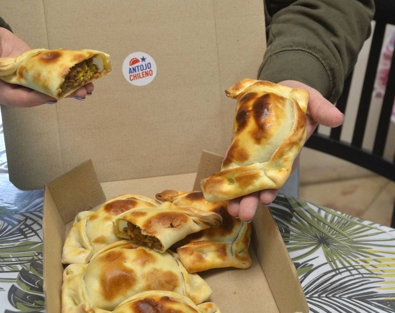 Más grandes y sabrosas, las empanadas chilenas Más grandes y sabrosas, las empanadas chilenas