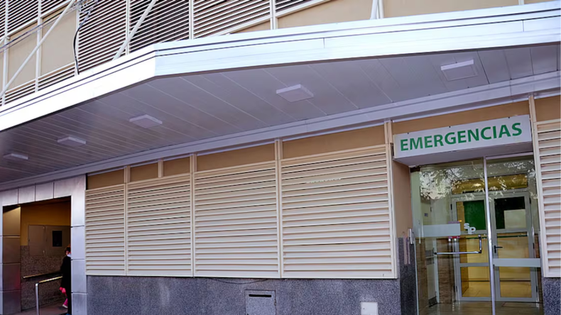 Un joven recibió una brutal golpiza a la salida del boliche y está en terapia intensiva