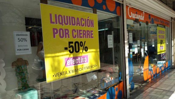 Otro histórico comercio cierra sus puertas por la crisis