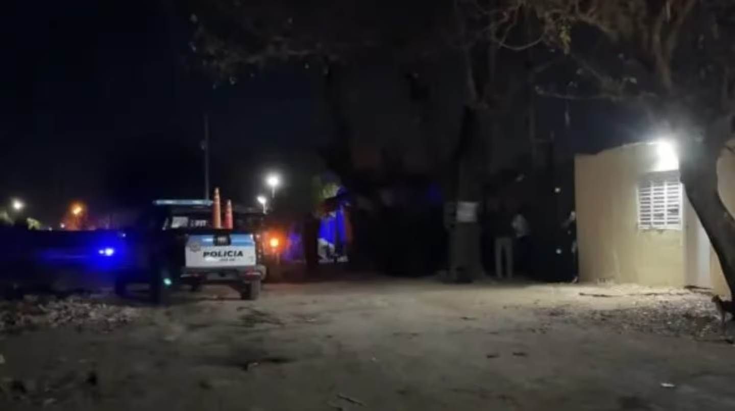 La mujer fue asesinada en plena calle mientras sostenía a su hijo de tres meses, ella murió en el acto y el bebé se salvó.