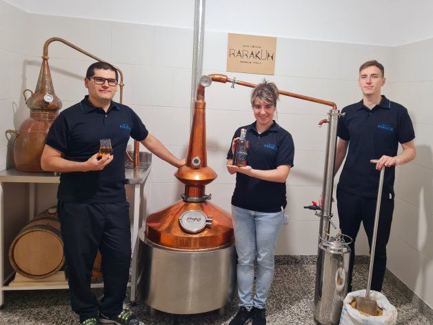 Rarakün, el primer whisky premium elaborado en el Alto Valle