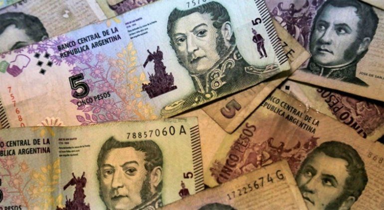 Chau al billete de $5: qué hacer con los que quedan