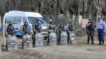 la justicia autorizo el desalojo de las tierras usurpadas en el foyel