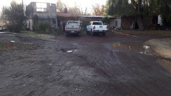 vecinos se pelearon por los perros y terminaron a los tiros vecinos se pelearon por los perros y terminaron a los tiros