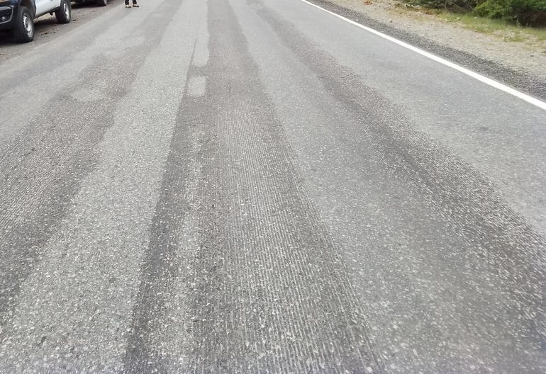 Además de las reparaciones, se deberá presentar un plan de mantenimiento. Además de las reparaciones, se deberá presentar un plan de mantenimiento.