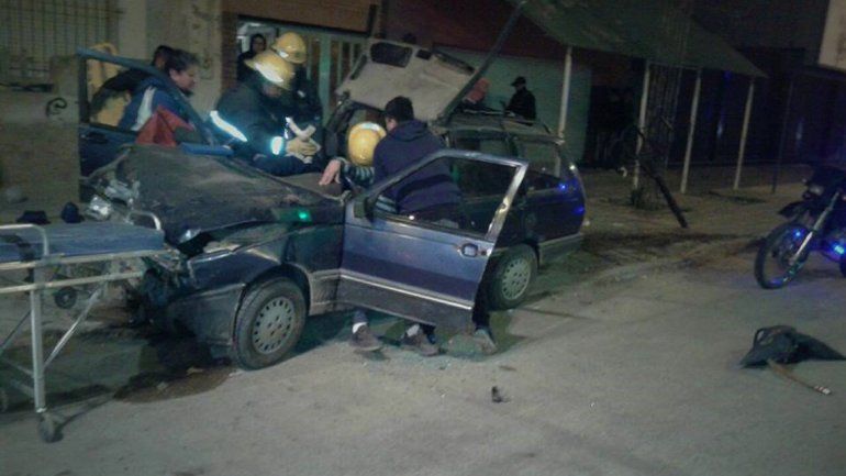 El violento choque ocurrió en la intersección de las calles La Esmeralda y Venezuela.
