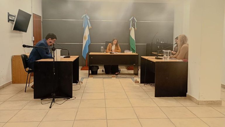 Este lunes le iban a formular los cargos al hombre que escapó de la policía con su pequeño hijo
