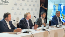 gobernadores patagonicos hablan de deuda saldada e invitan a milei a una cumbre