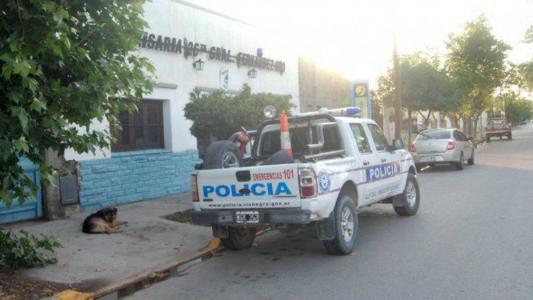 Tremendo: quiso ahorcar a su pareja, encerró a su hija y amenazó con matar a todos