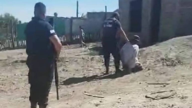 El delincuente fue apresado en Godoy. El delincuente fue apresado en Godoy.