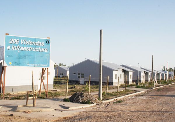 A mediados de febrero entregarán casas a vecinos de Puente de Madera