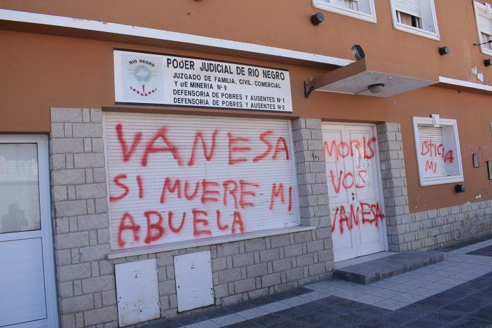 Hay un sospechoso detenido por las amenazas a la funcionaria judicial de San Antonio. 