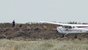 Dos aeronaves pronta a aterrizar en el Aeroclub de General Roca, debieron realizar maniobras de rescate.