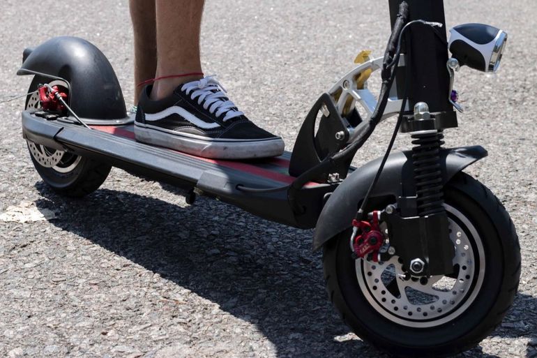 Regularán el uso de monopatines eléctricos en Cipolletti