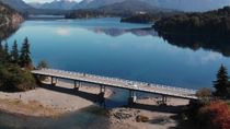 El hecho ocurrió en cercanías del puente que une dos lagos de Bariloche. Foto: archivo.