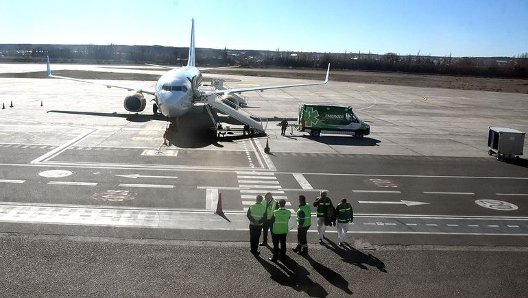 El audio del momento en que el vuelo de Flybondi entró en emergencia