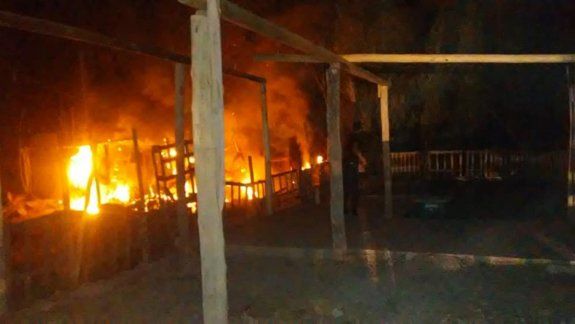 Susto: se prendió fuego una casilla en Ferri
