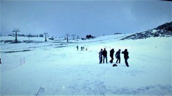 ¡una locura! a dias del verano, nevo en bariloche