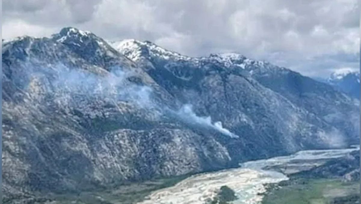 Incendio en Lago Puelo, Chubut.
