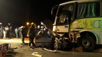 un brutal choque en la 151 dejo dos jovenes muertos