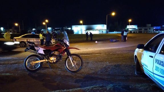 Un motociclista resultó herido en un fuerte accidente de tránsito 