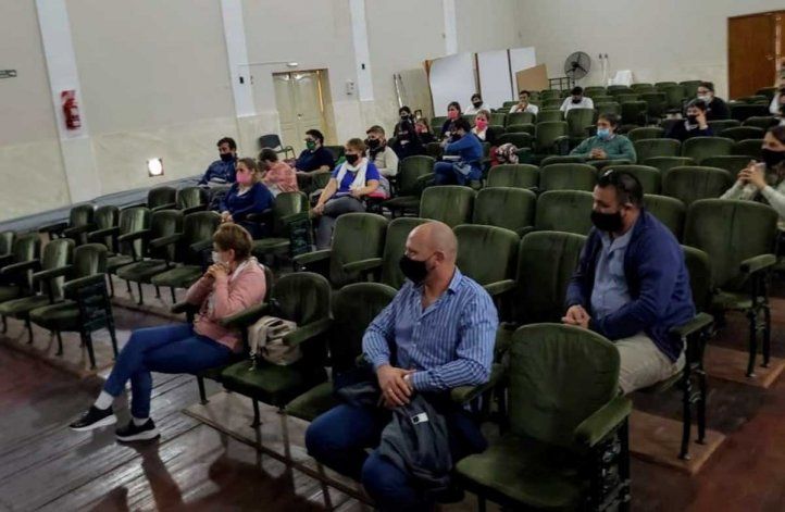 Trabajadores municipales de Allen aprenden el Lenguaje de Señas