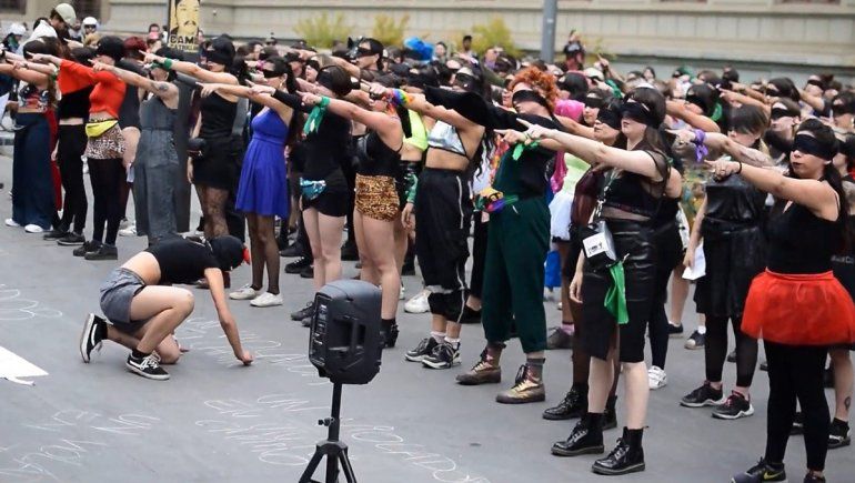 El violador eres tú, la performance que nació en Chile y se replica en el mundo