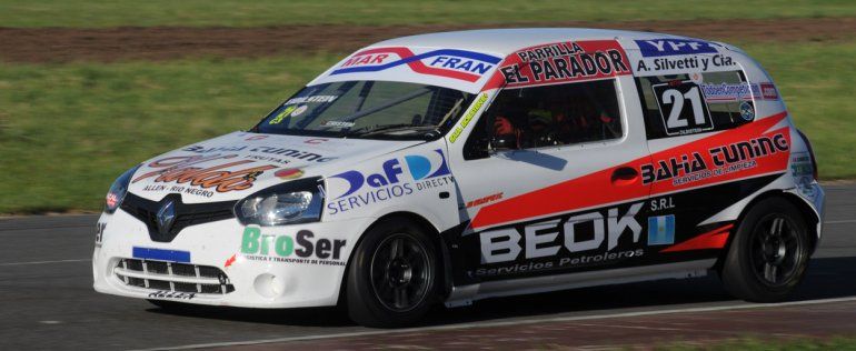 Saúl Eidilstein ganó la final de la Clase 3 del Turismo Pista en Río Cuarto.&nbsp;