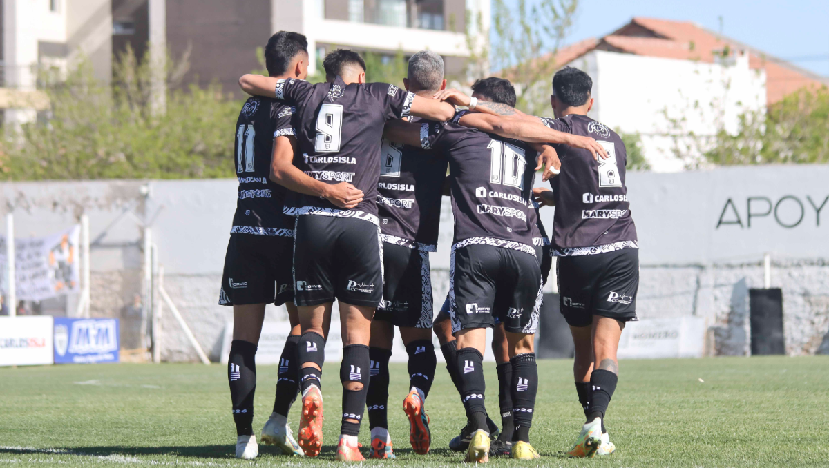 Cipolletti se ilusiona con el pase a cuartos de final del Federal A. Foto: Anahí Cárdena&nbsp;