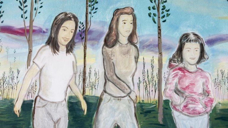 A través de murales, la ciudad recordó el primer Triple Crimen