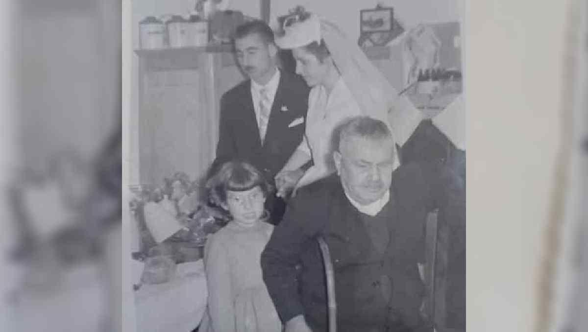 Don Vicente Dellapítima y su nieta Mabel Badillo en el casamiento de uno de sus hijos.