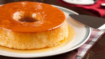 Flan de coco delicioso. | LMCipolletti.com Flan de coco delicioso.