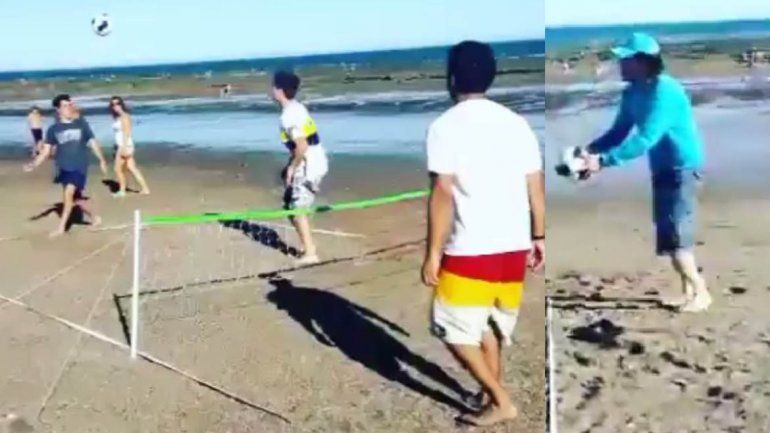 Ergün Demír jugó al fútbol-tenis en la playa de Las Grutas