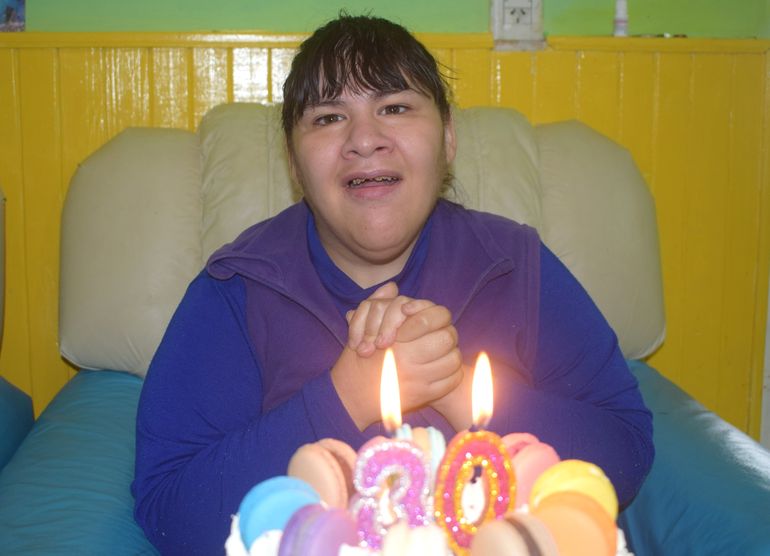 Historia de un milagro: la niña eterna de Mariano Moreno cumplió 30 años