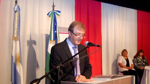 Tortoriello cerró el discurso demostrando su fe: Todas las bendiciones del Señor para ustedes, mis vecinos, expresó.
