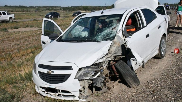 En el Chevrolet Prisma viajaba una familia de Zapala con destino a Las Grutas.&nbsp;