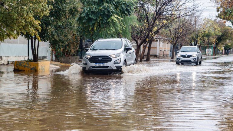 Pidieron precaución ante el pronóstico de lluvias y escarcha en el Alto Valle 