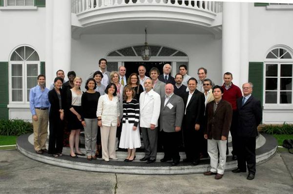 Lutz participó en Coloquio Internacional en  San José de Costa Rica