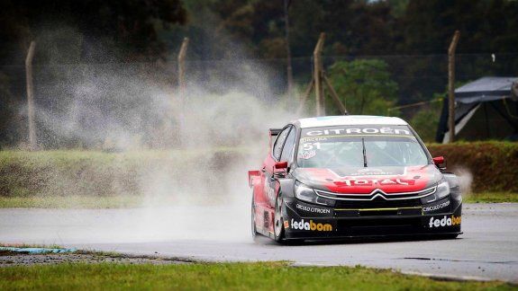 Manuel Urcera sumó apenas 7 puntos en las tres primeras carreras del año en esta categoría tan exigente.