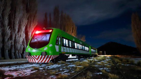 Carreras acompañó la  excursión nocturna del Tren Patagónico