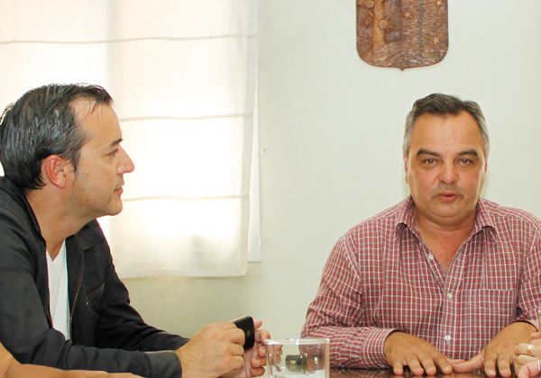 Vallaza dijo que regularizará contrataciones en Familia