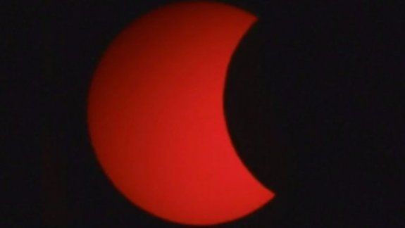 El primer eclipse de luna podrá verse desde el observatorio local