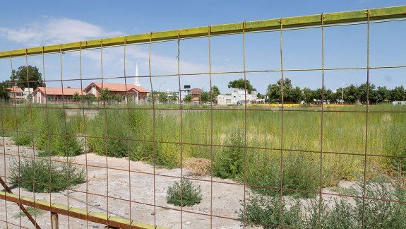 Trbajadores se cansaron de esperar la obra de la Ciudad Judicial 