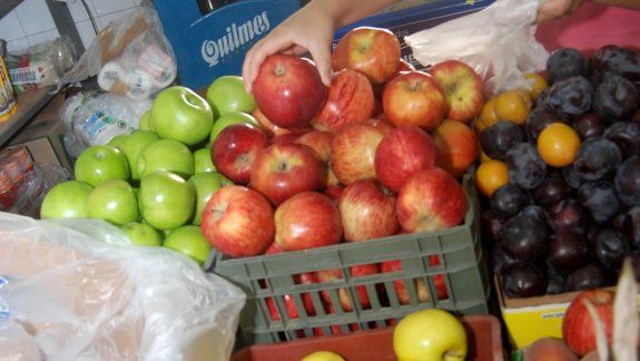 Se dilatan las paritarias de la fruticultura y hay bronca