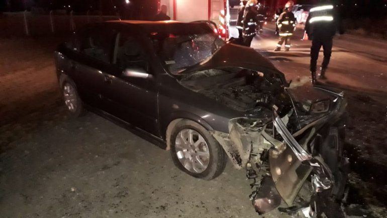 Brutal accidente de tránsito sobre la Ruta 151 terminó con tres personas heridas